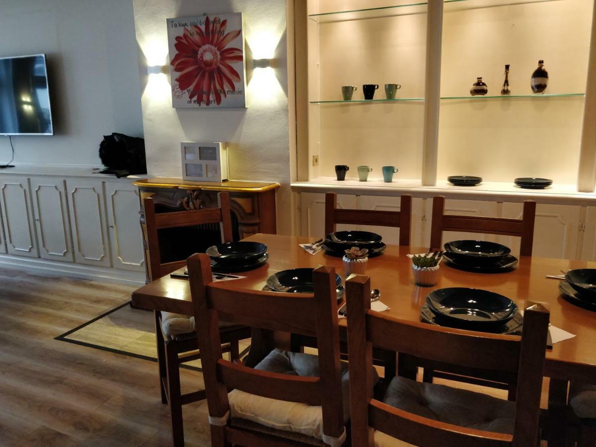 Apartment Avi Burgplatz Dusseldorf